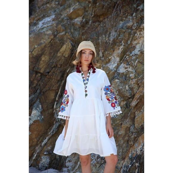 By ESQ White Boho Embroidered Peasant Dress Tassel Sleeve Tiered Midi SZ L - Picture 13 of 13